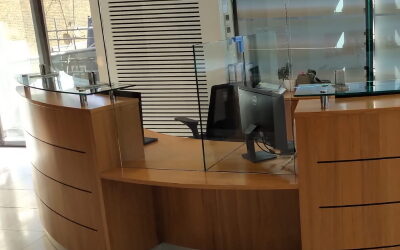 Curved Reception Desk with Clear Screens